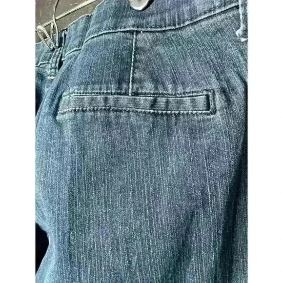 St John's Bay Jeans Women's size 14 Straight Leg High Rise Stretch - Picture 4 of 9